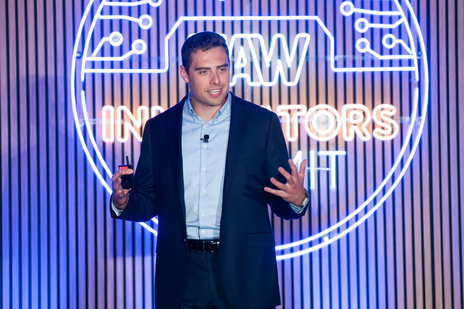 Benj Cohen speaking on stage at the NAW Innovators Summit